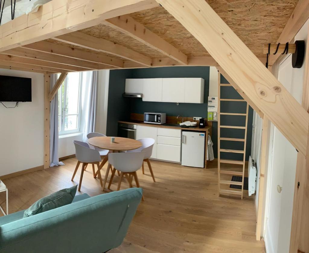 Studio Vichy Patrimoine Mondial Villa Marie Celine ภายนอก รูปภาพ